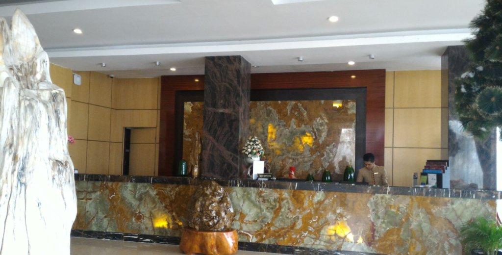 Grand Rocky Hotel Bukittinggi Esterno foto