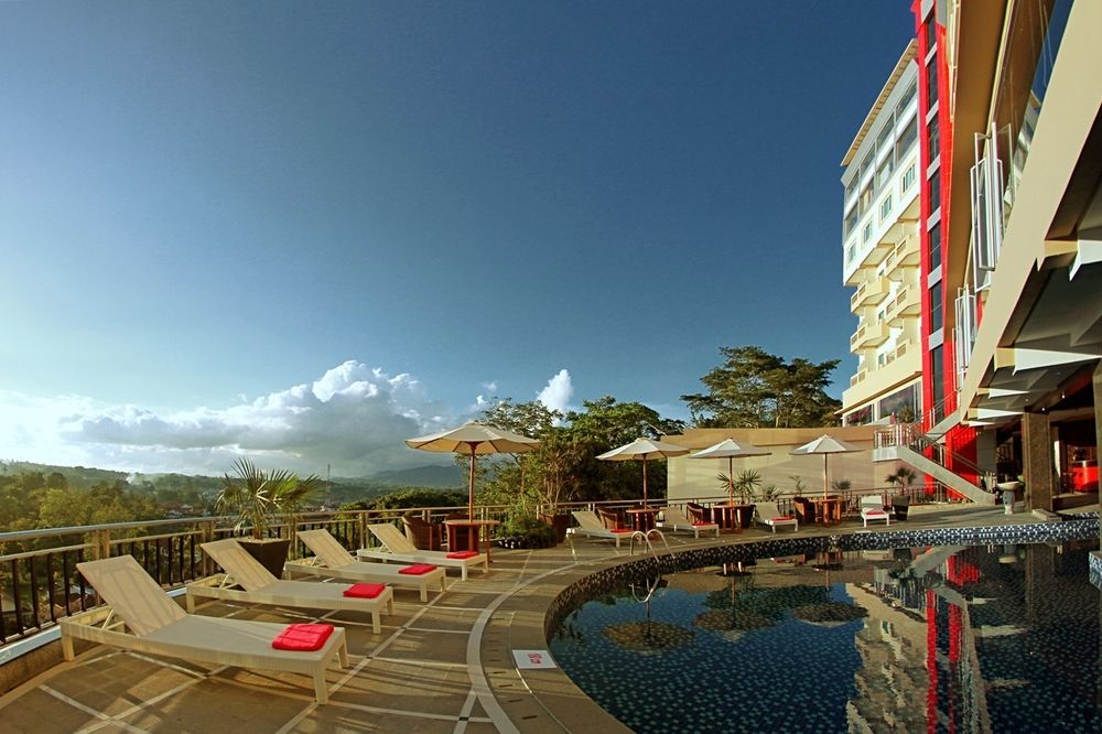 Grand Rocky Hotel Bukittinggi Esterno foto
