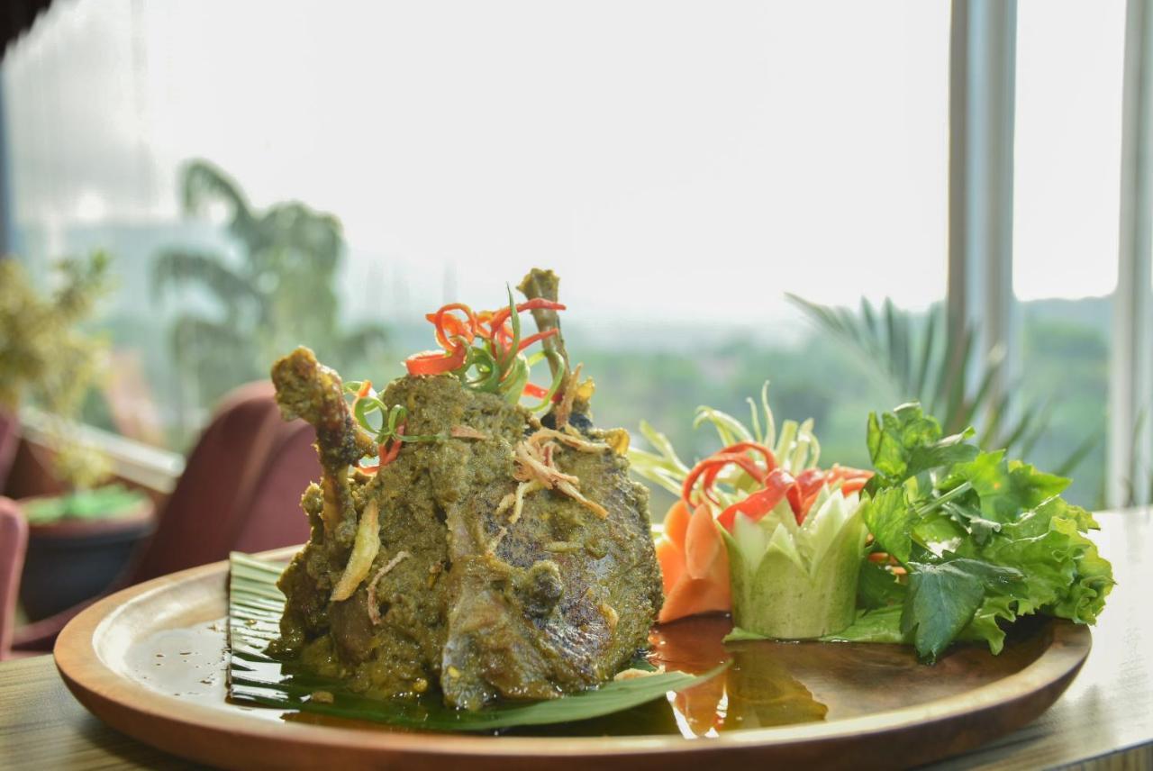 Grand Rocky Hotel Bukittinggi Esterno foto